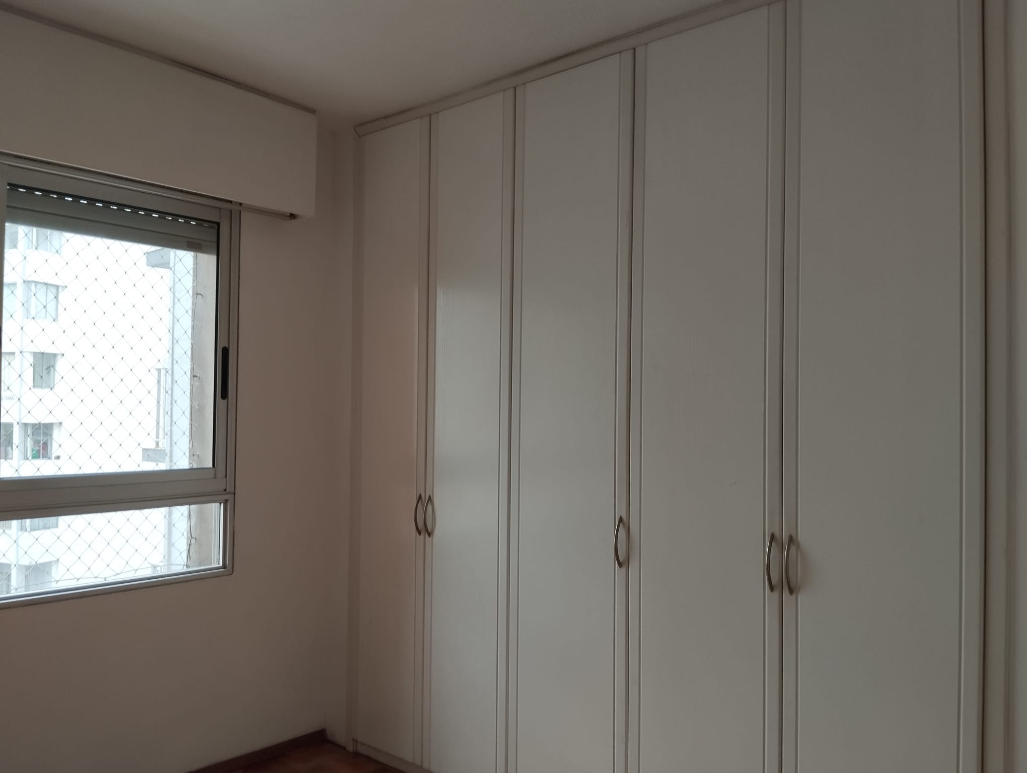 2 Dorm en pocitos con gge
