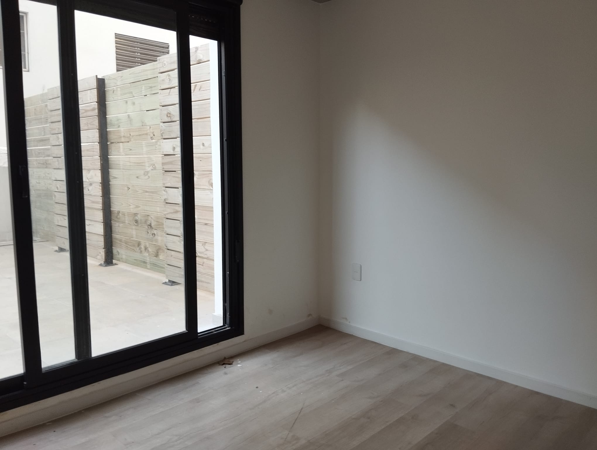 OFERTA 1 dorm con patio