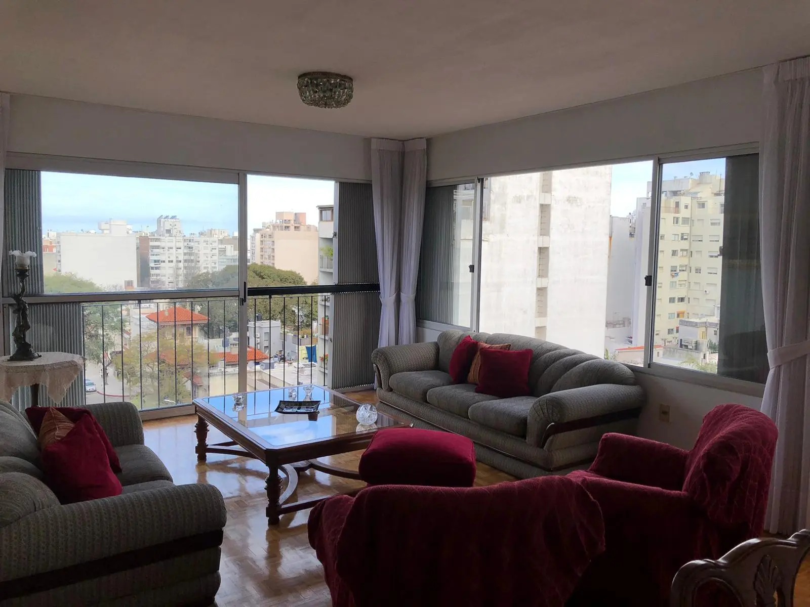 Apto de 4 dorm en Pta Carretas