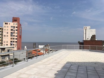 ESTRENA YA - Apto a mts del mar