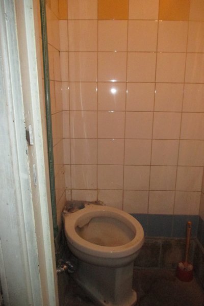 ALQUILO local sobre Av Rivera