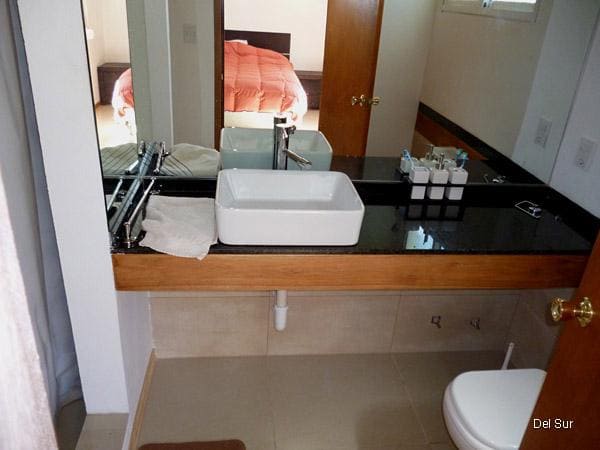 Gran casa en barrio privado
