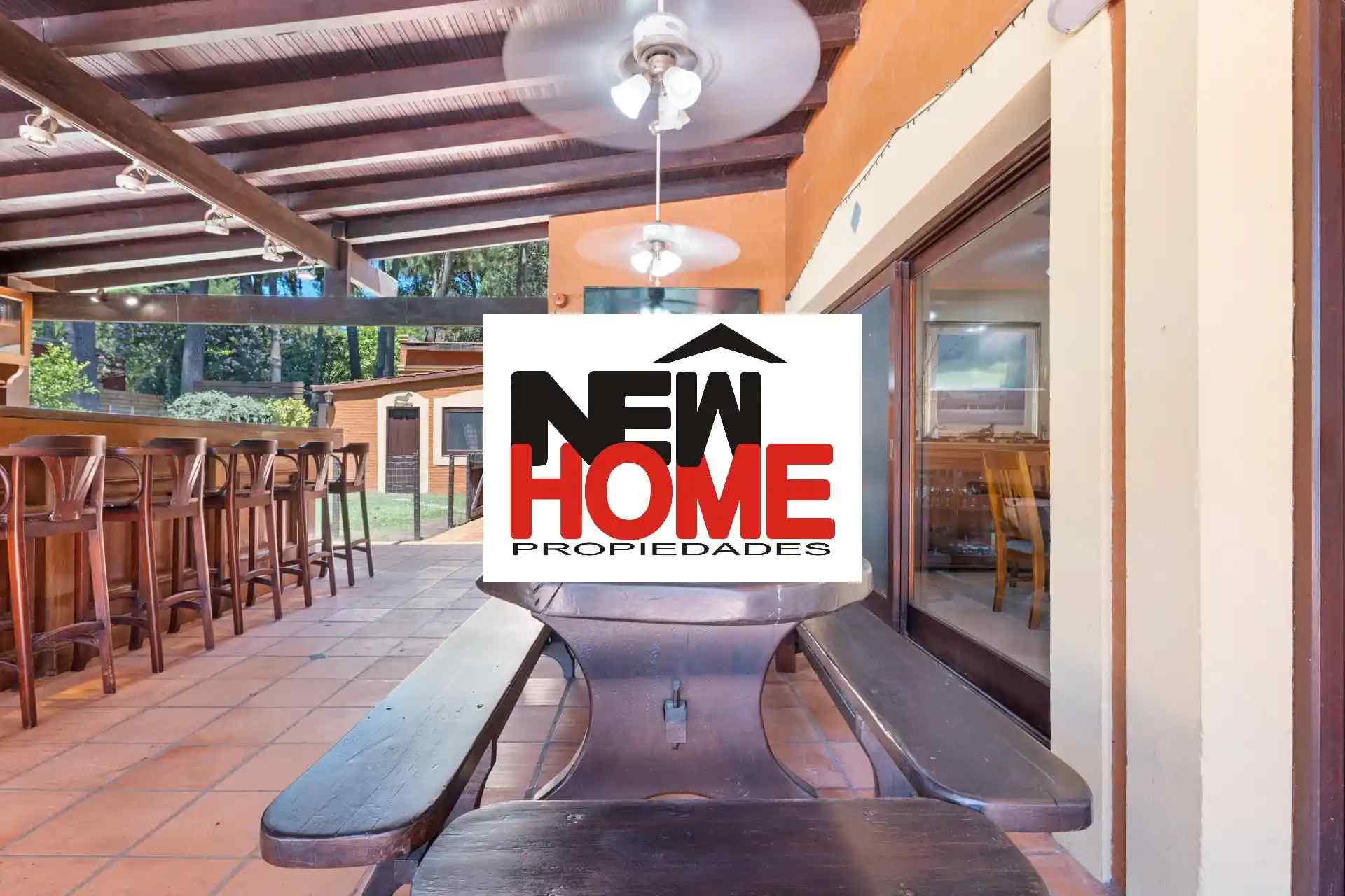 Gran casa en Burnett