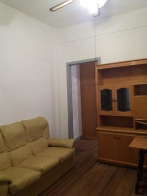 Apto en Pocitos con patio