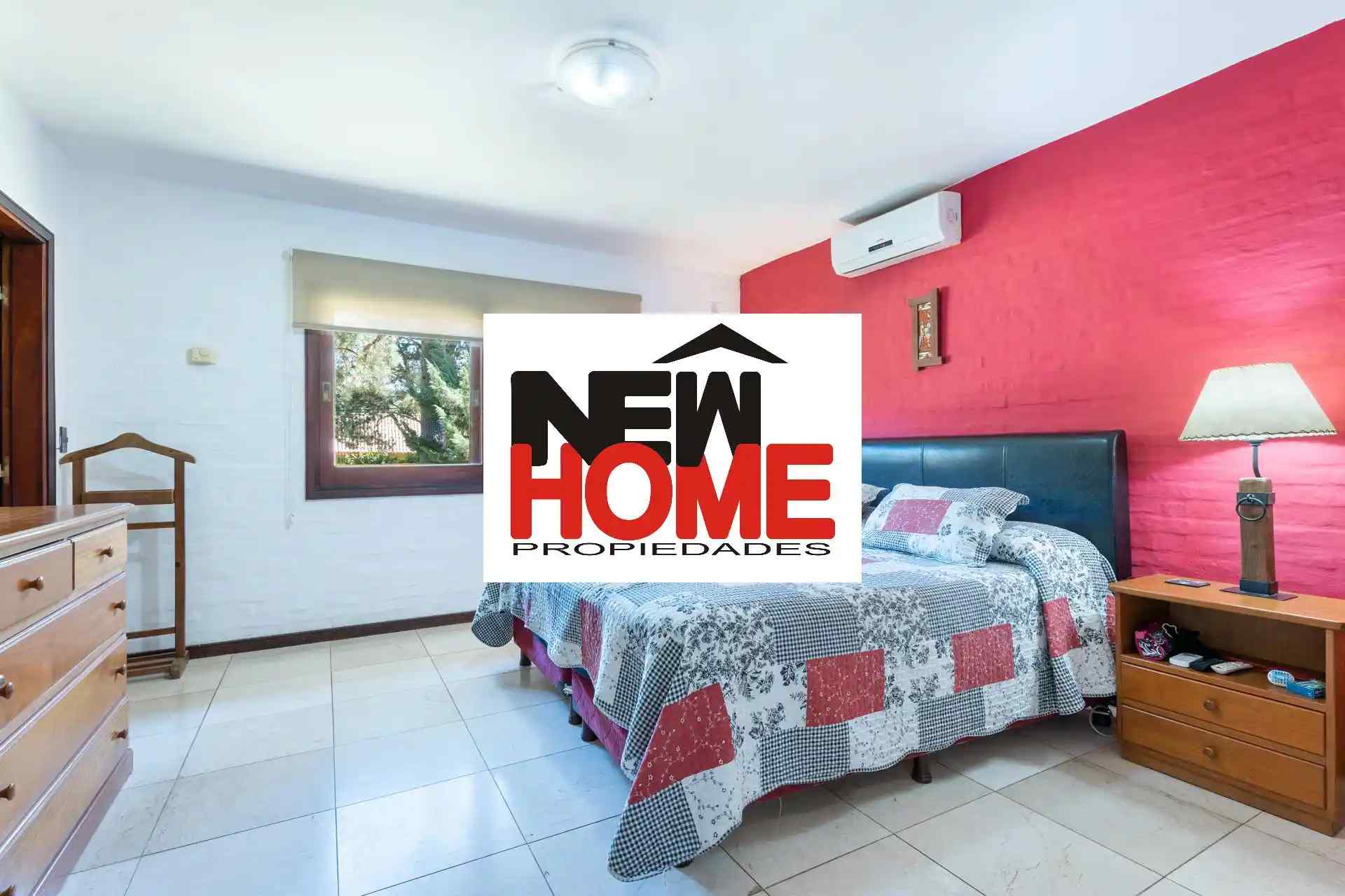 Gran casa en Burnett