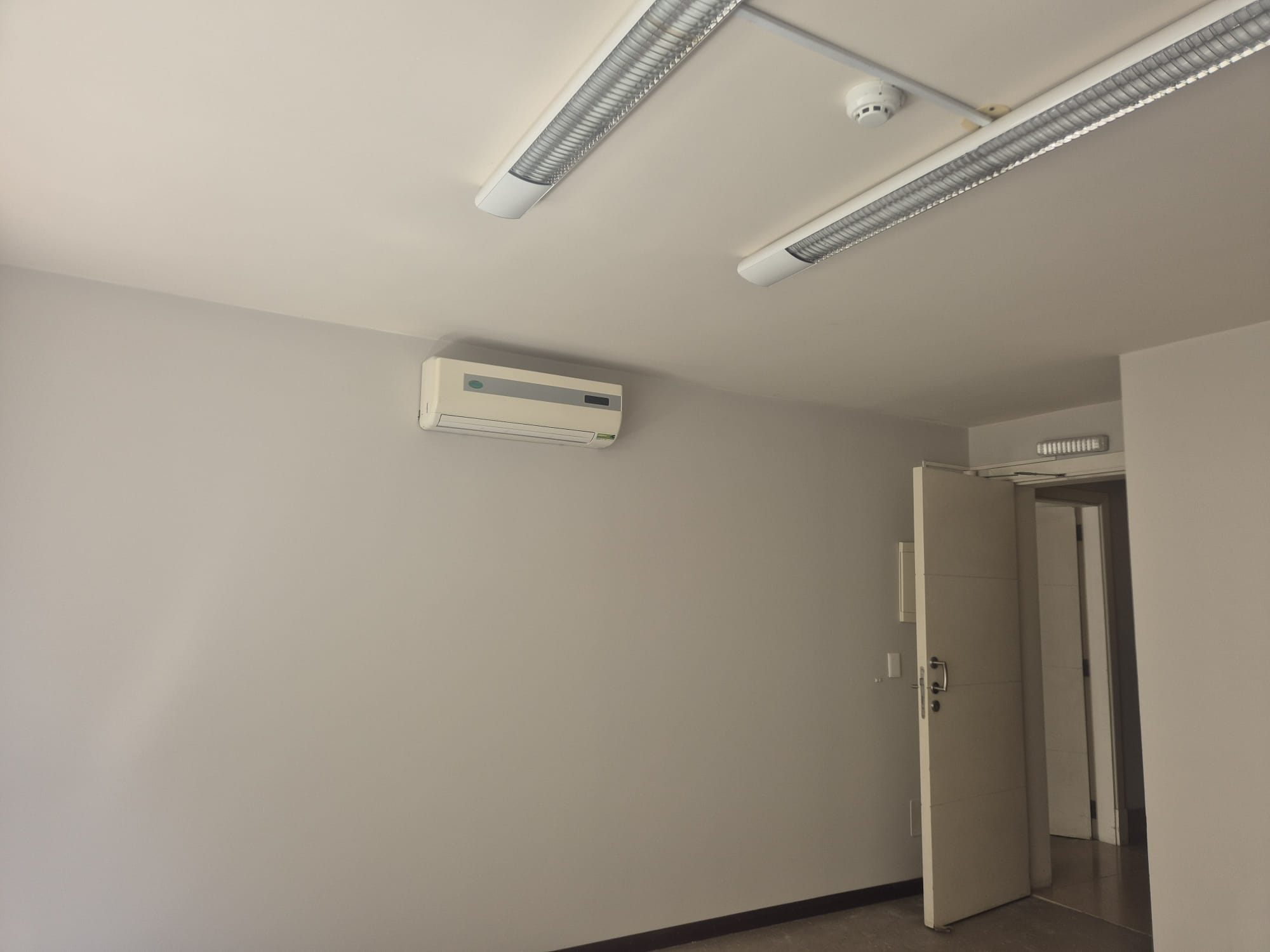 Oficina en excelente ubicacion