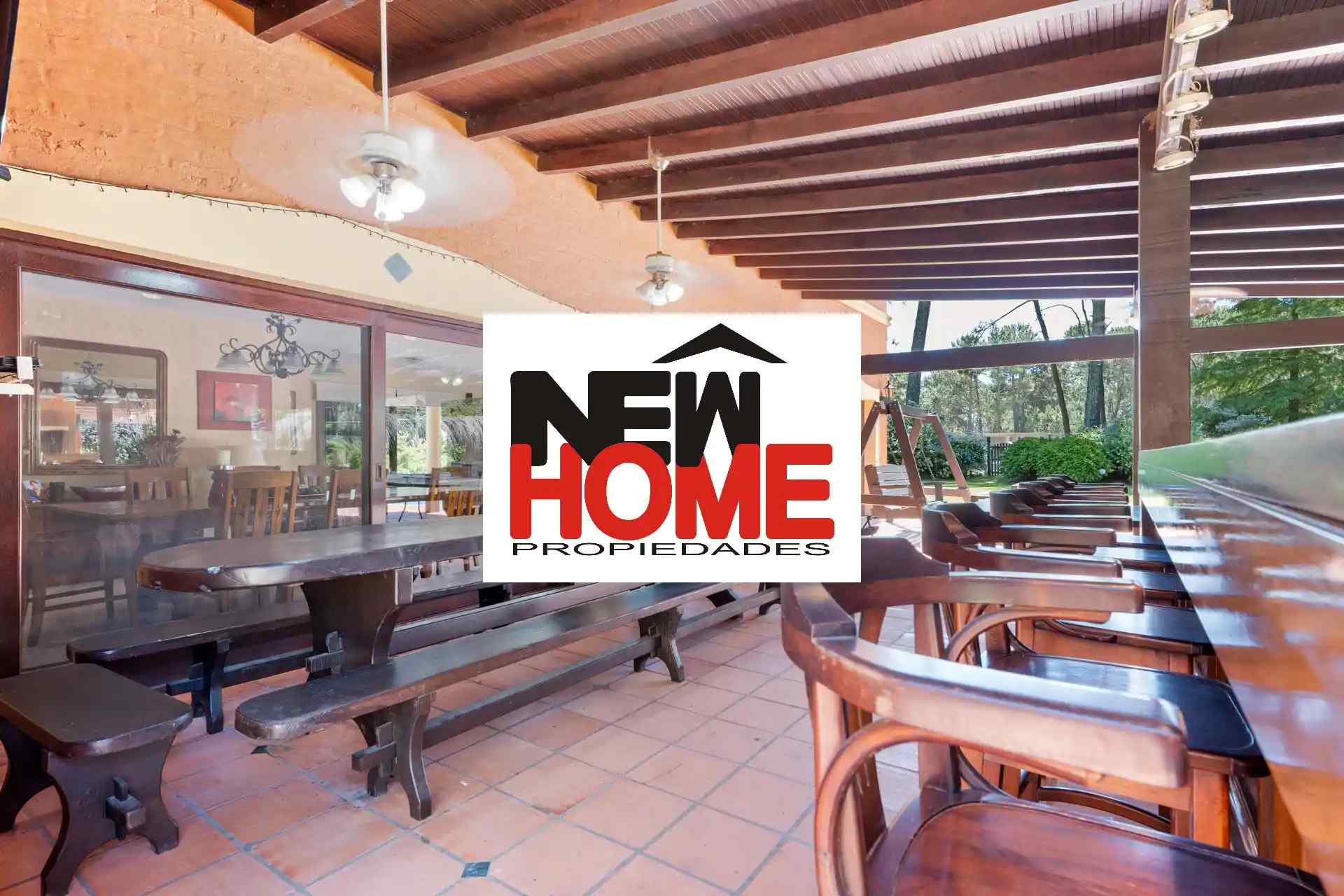 Gran casa en Burnett