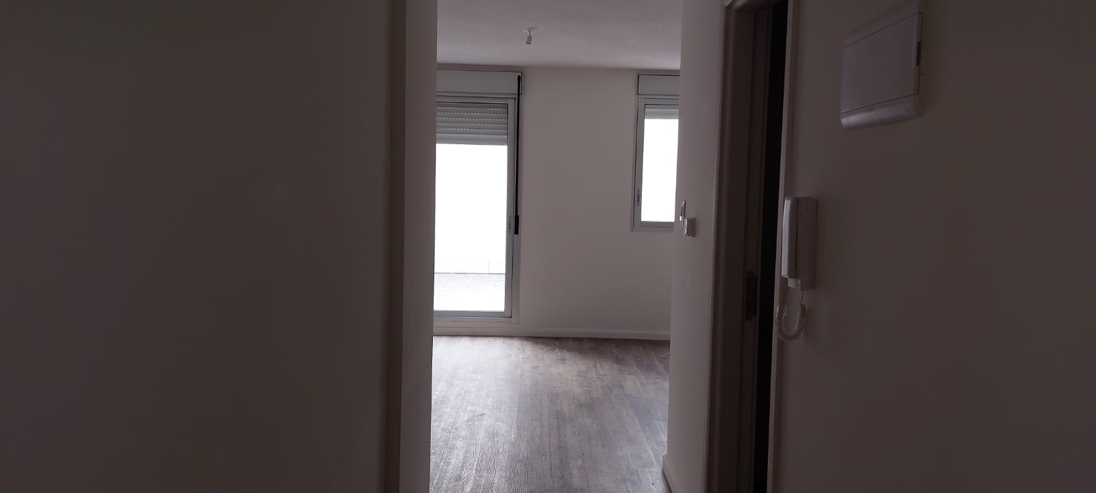 1 dorm con patio