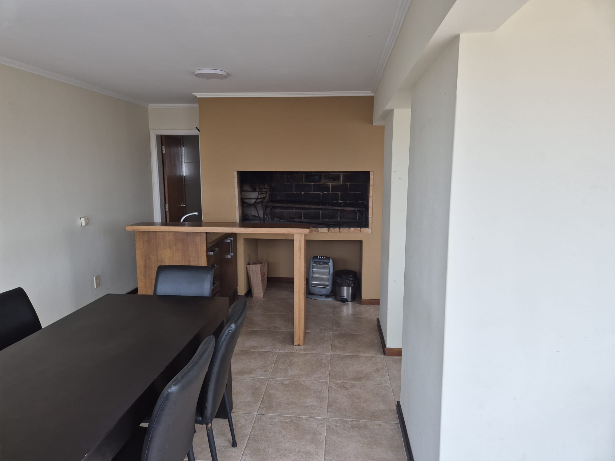 2 dormitorios en piso alto