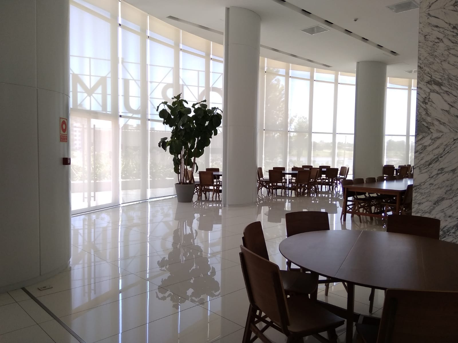 Espectacular 3 Dorm y Serv.