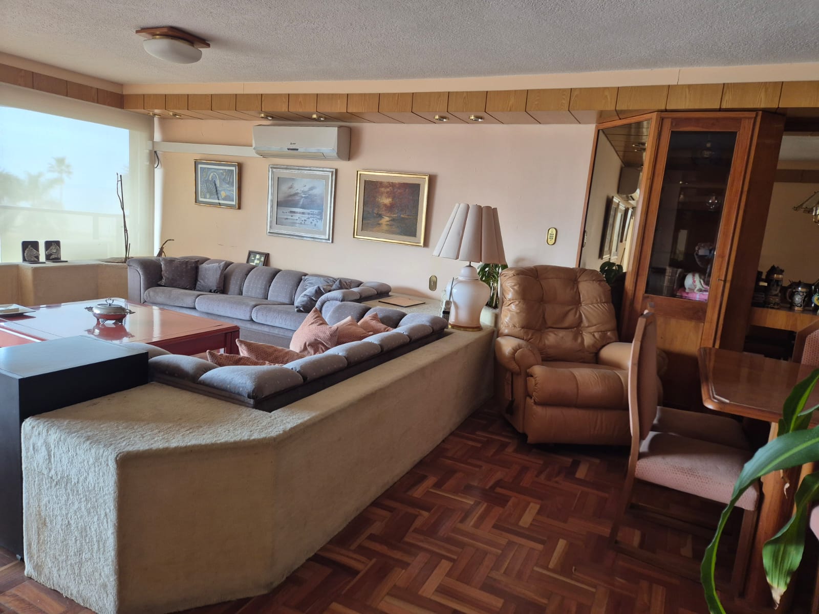 Apto de 4 dorm en la rambla