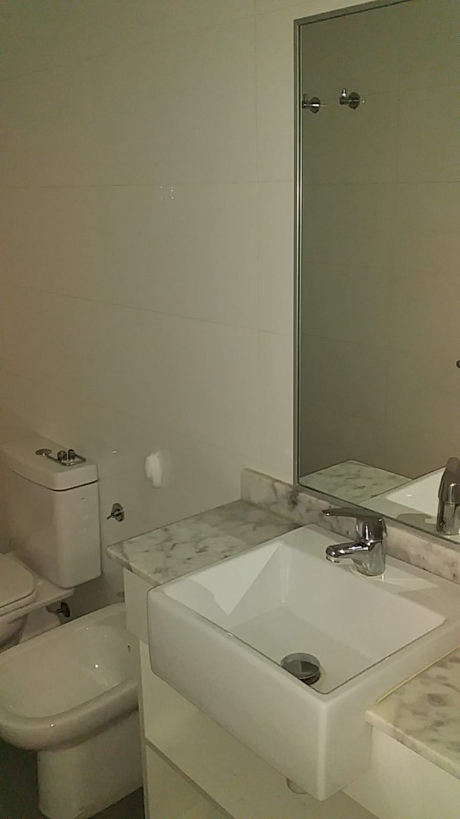 Apto 3 Dorm en Pocitos Nuevo