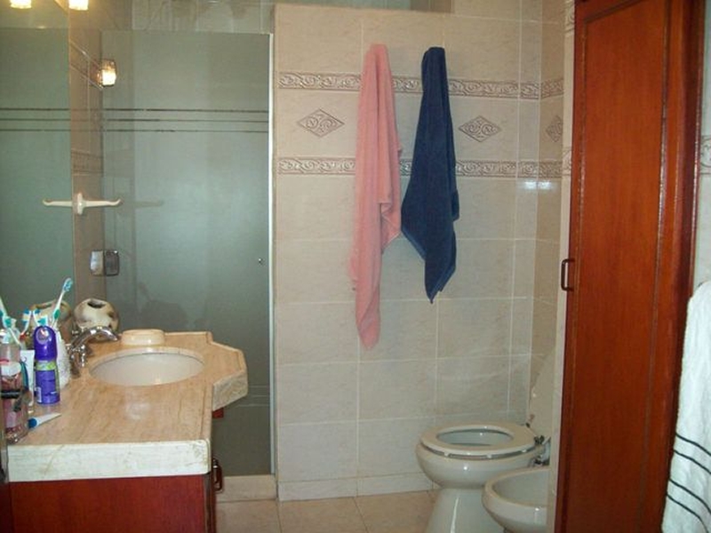 COMODA CASA EN POCITOS NUEVO