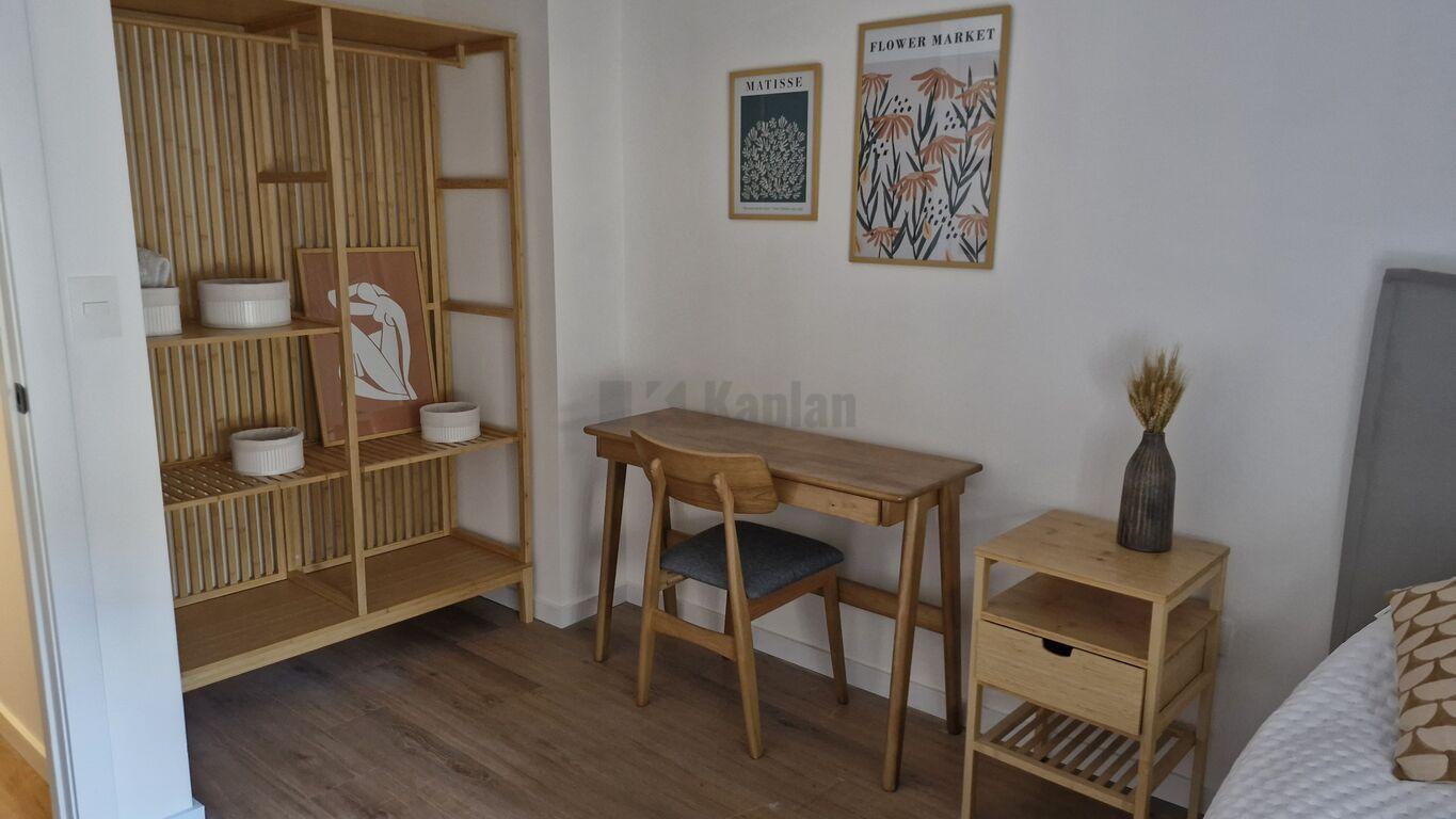 1 Dorm a estrenar