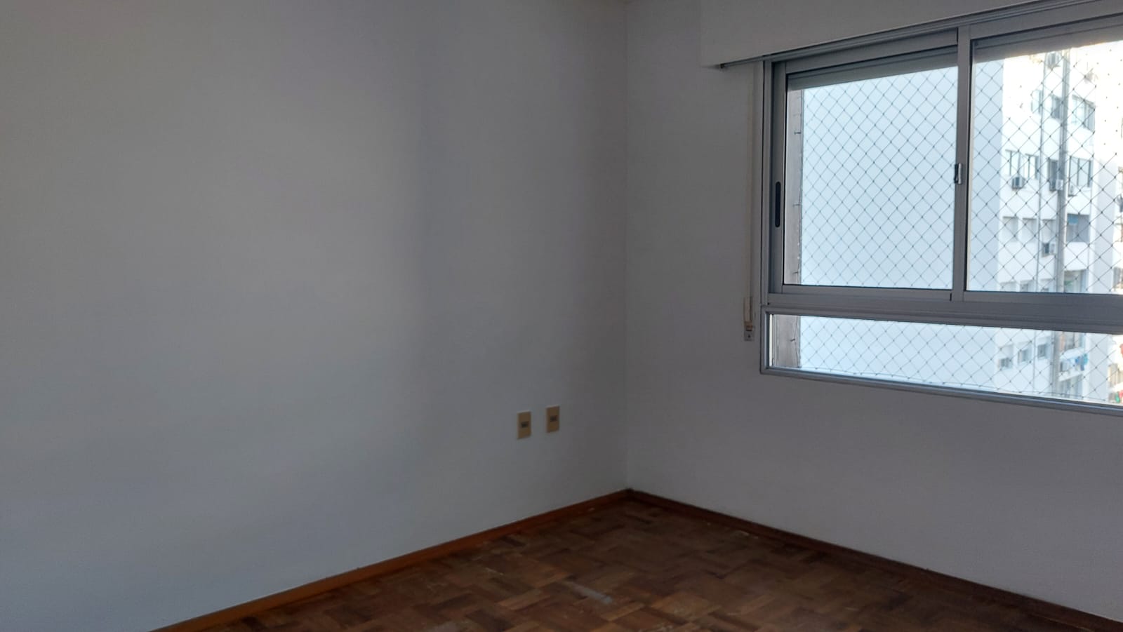 2 Dorm en pocitos con gge