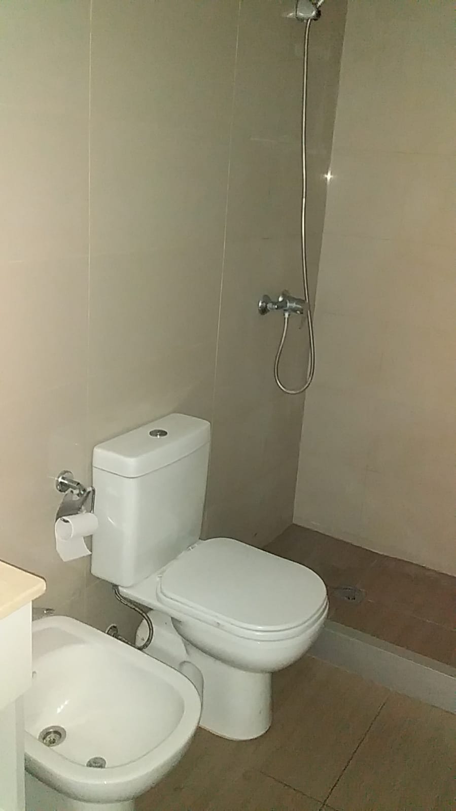 Apto 3 Dorm en Pocitos Nuevo