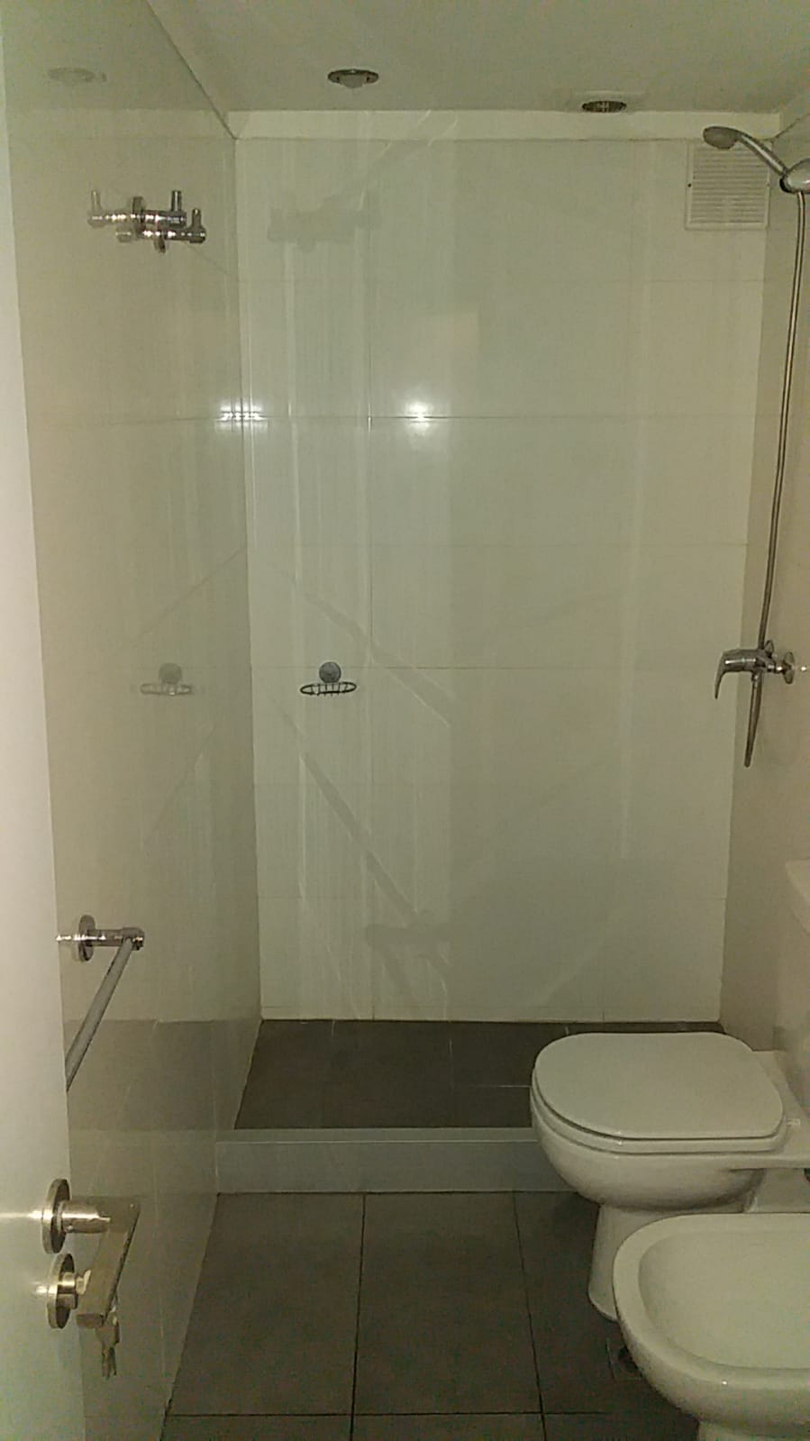 Apto 3 Dorm en Pocitos Nuevo