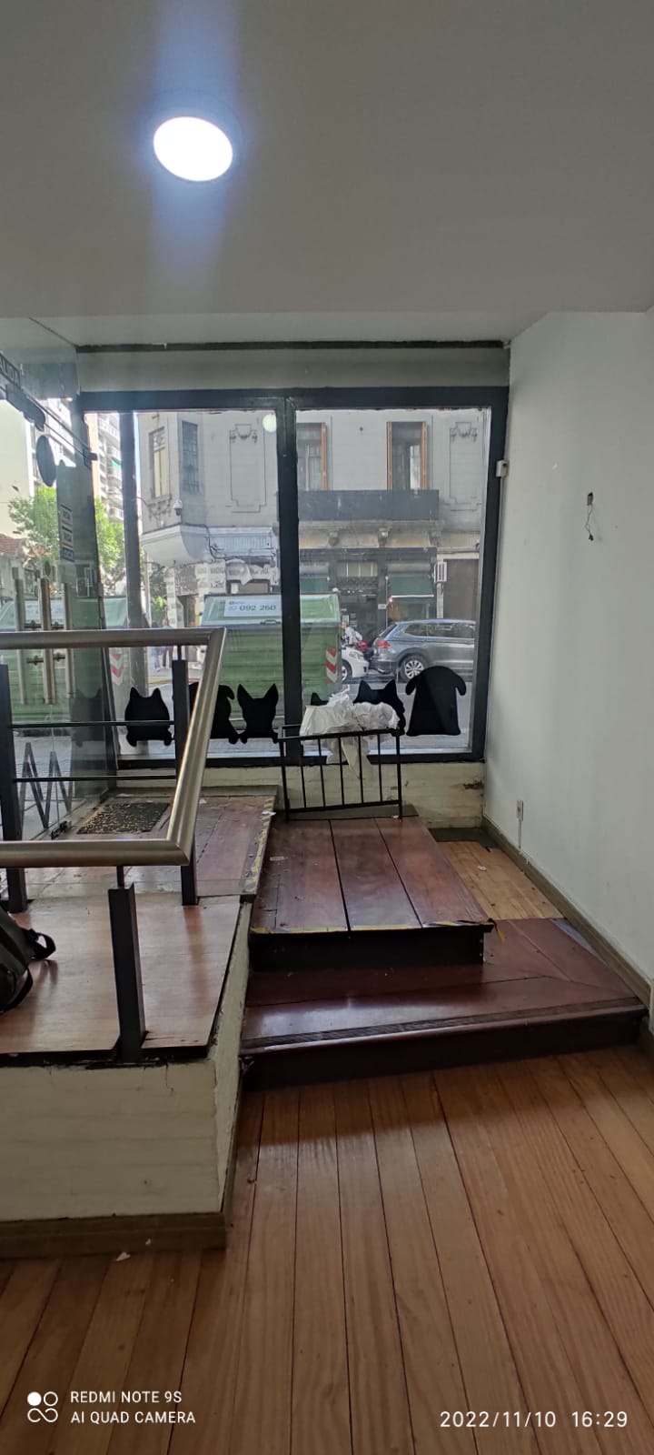 Local en gran esquina